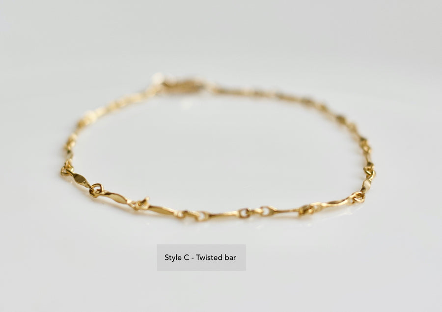Dainty Stacking Bracelets - Figaro · Pearl · Twisted Bar