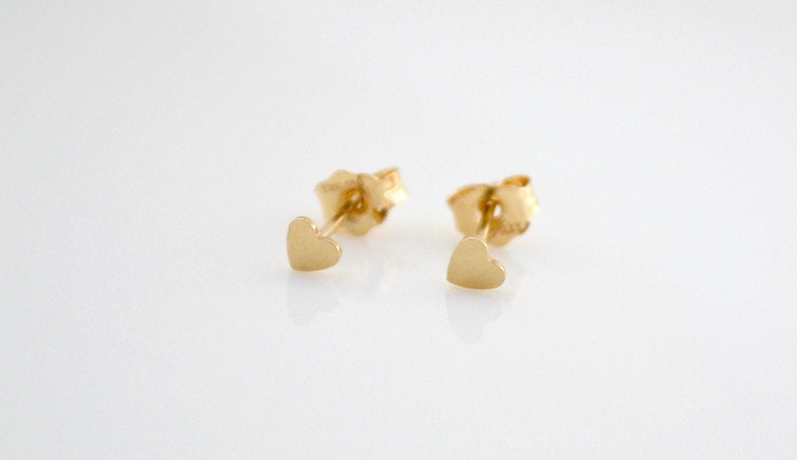 The Amor Tiny Heart Studs