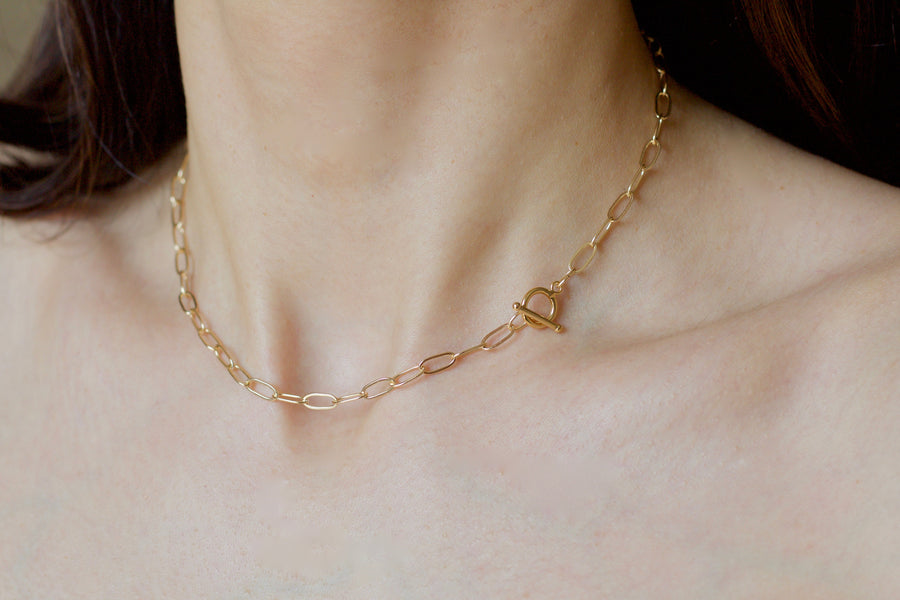 The Sirena Toggle Chain