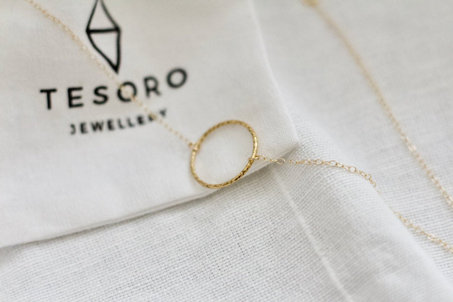 The Halo Necklace