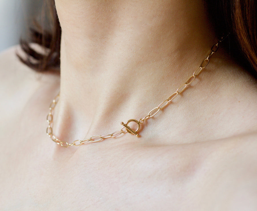 The Sirena Toggle Chain